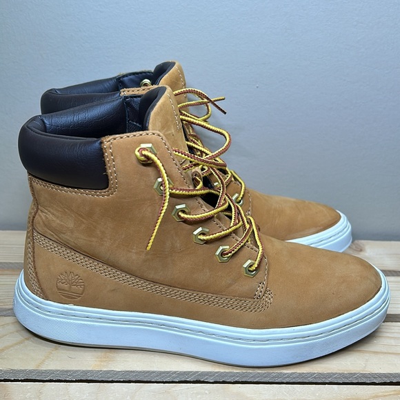 Timberland Women's Skyla Bay 6-Inch Boot - Picture 3 of 5